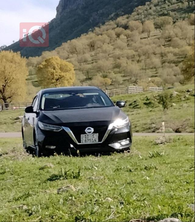 نیسان سێنترا